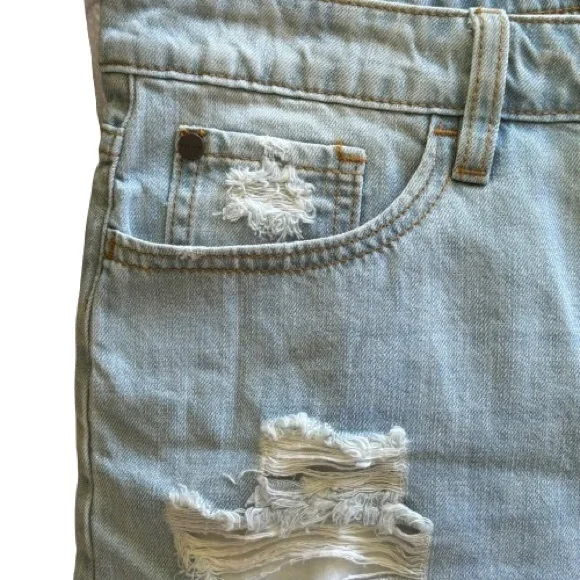 NWT Nature Denim Boutique High Rise Distressed Shorts Blue Size L - Picture 3 of 6